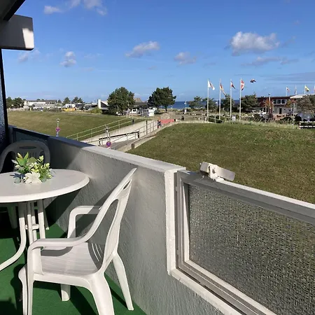 Vier-jahreszeiten-205-kiek-oevern-diek * Dahme (Schleswig-Holstein)